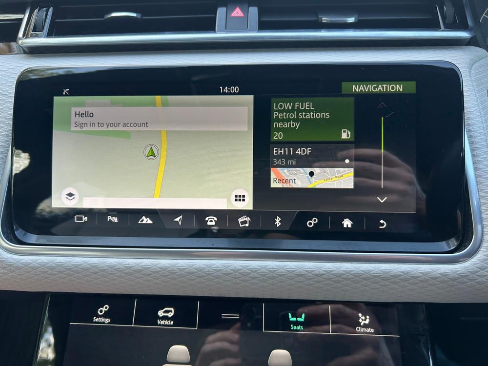 Used Land Rover Range Rover Velar SY70JUV 34