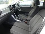 Volkswagen T-Roc Photo 14