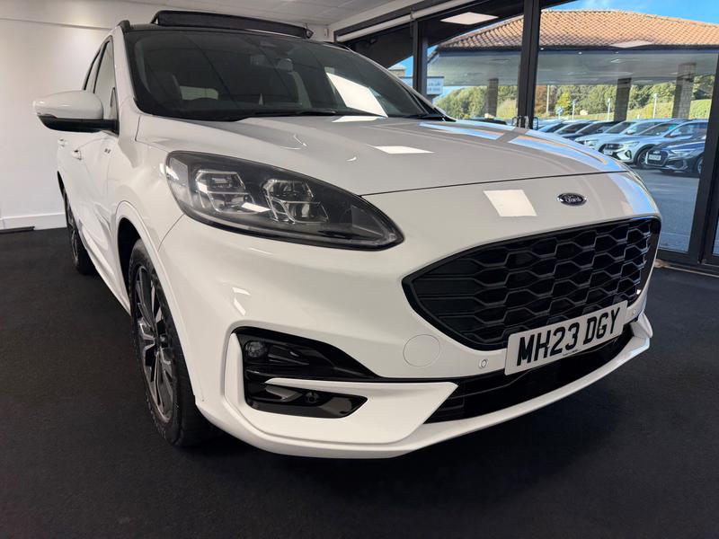 Ford Kuga Photo 1f7c5858-505a-48c7-9f01-ba7969ca9694.jpg