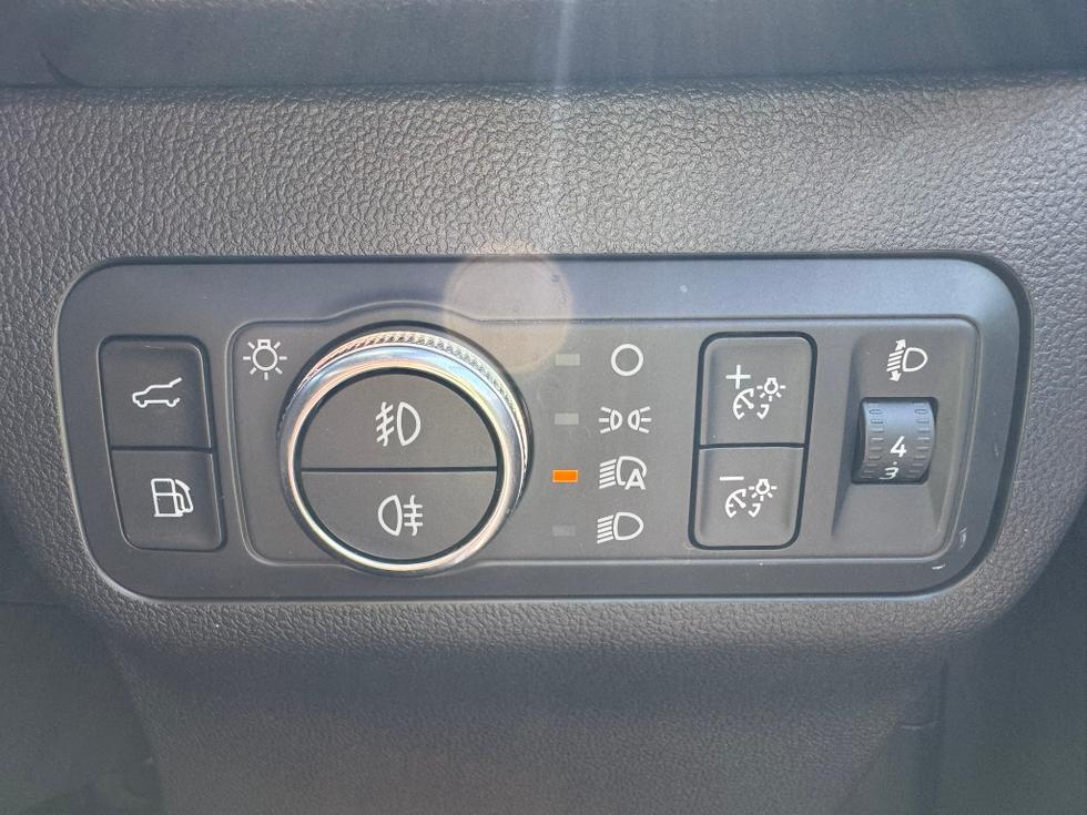 Ford Kuga Photo 1f831f77-4d69-42d6-9cdb-0c72979e5770.JPEG