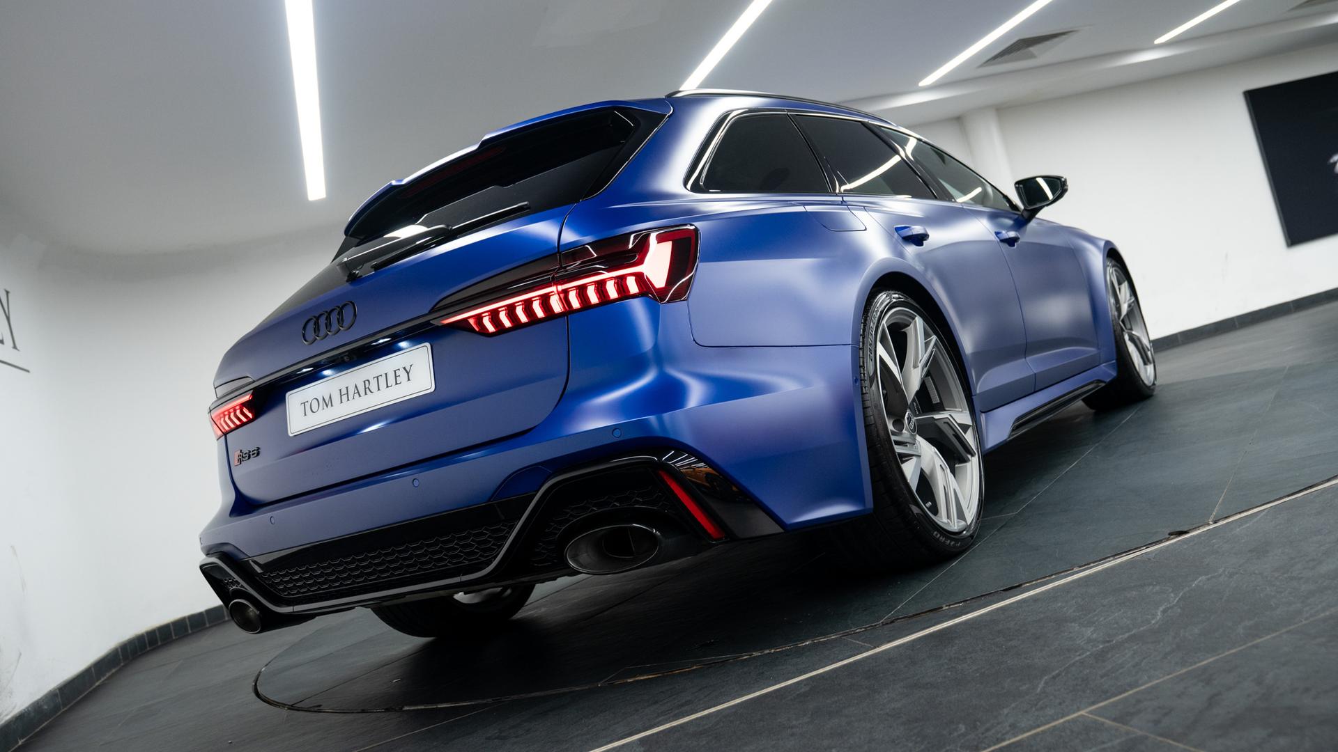 Audi RS6 Avant Photo 1f869488-4c74-48bd-a8a7-804f28195b06.jpg