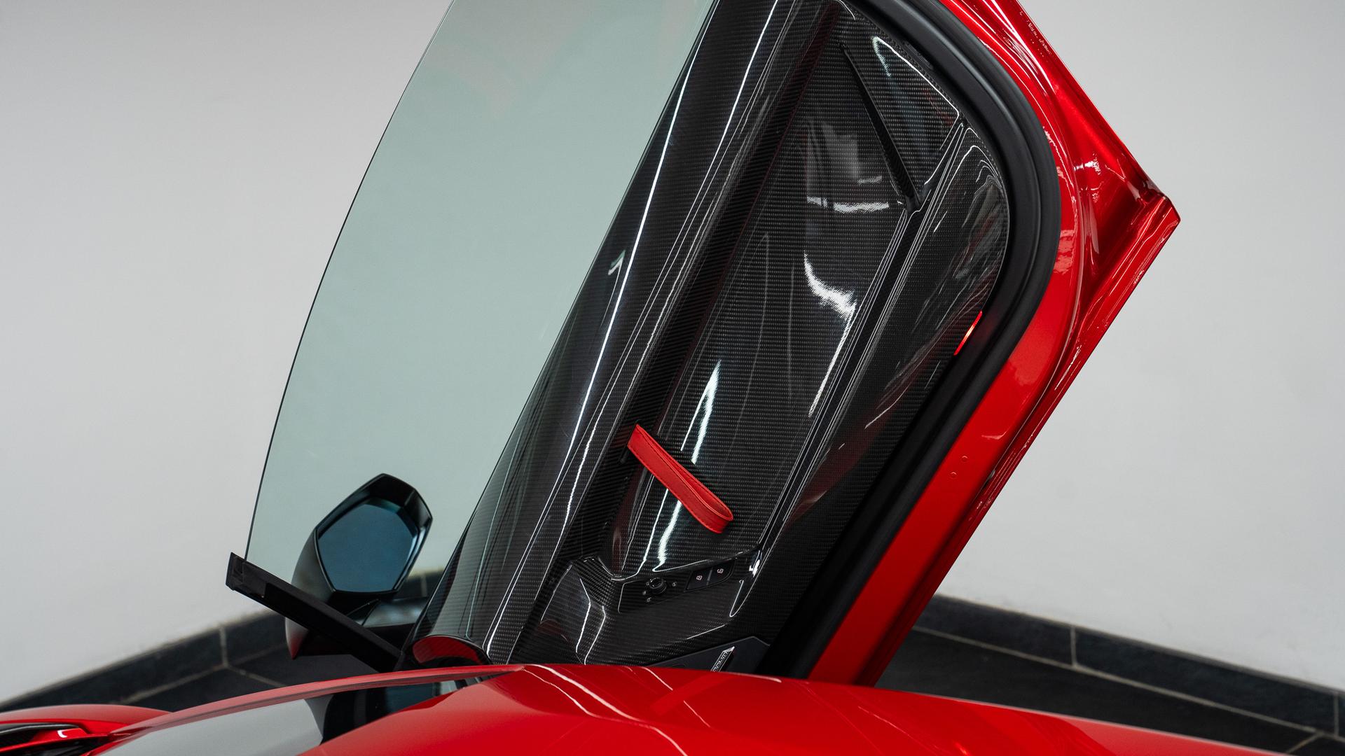LAMBORGHINI Aventador Photo 1f8c6898-0cc5-4e96-9ec9-6d82c1ebd94b.jpg