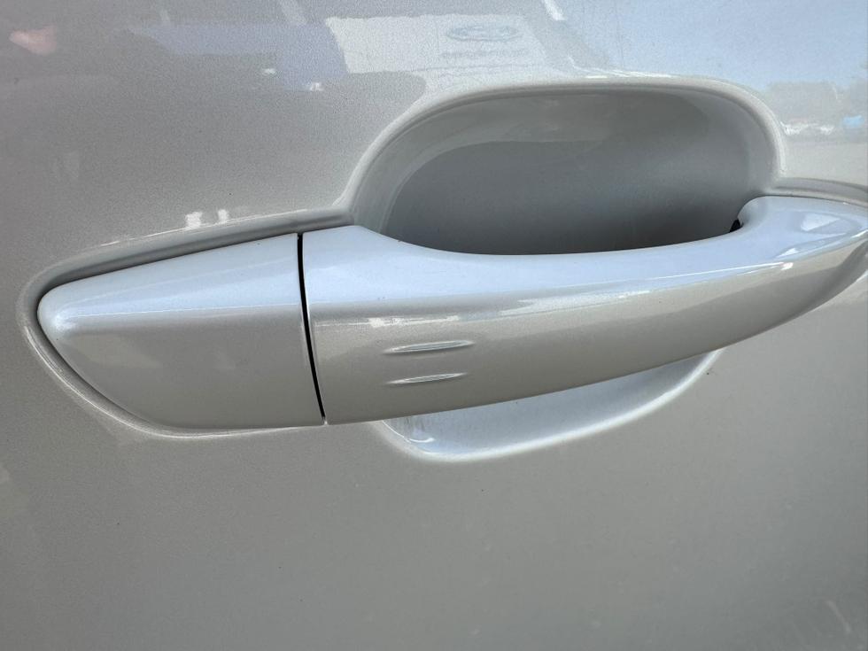 Citroen e-C4 X Photo 1f911354-276f-470a-8e53-d28b89736624.jpeg