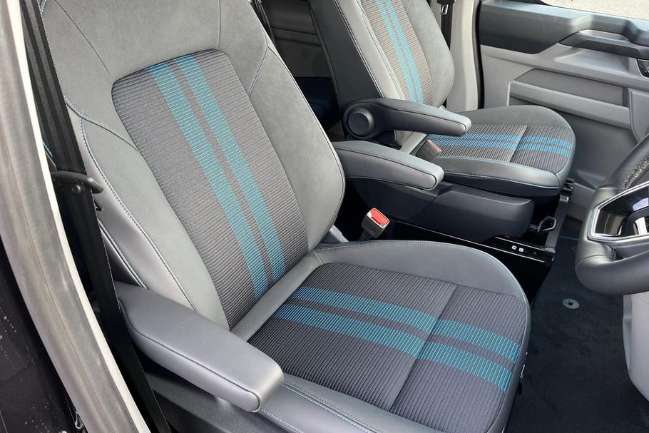 Used Ford TRANSIT CUSTOM L2DCIVSPORT1 27