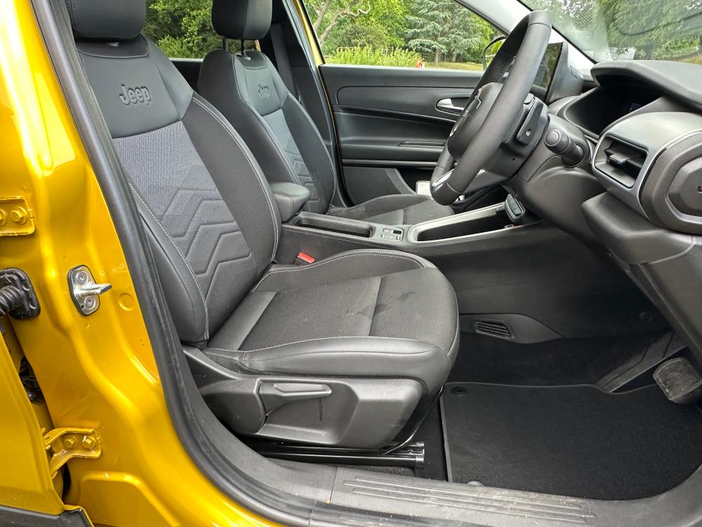Used Jeep Avenger WP25DSY 29