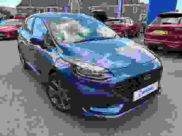 Used 2023 Ford Fiesta 1.0T EcoBoost MHEV ST-Line Hatchback 5dr Petrol Hybrid DCT Euro 6 (s/s) (125 ps) Blue at Dinnages