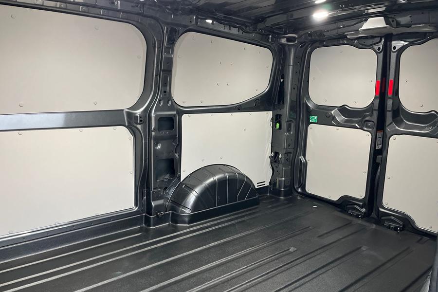 Ford TRANSIT CUSTOM Photo 1fd83c1b-0b71-44c7-a811-6b8fce1c9735.jpg