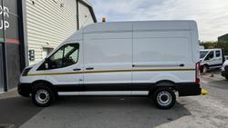 Ford Transit Photo 19