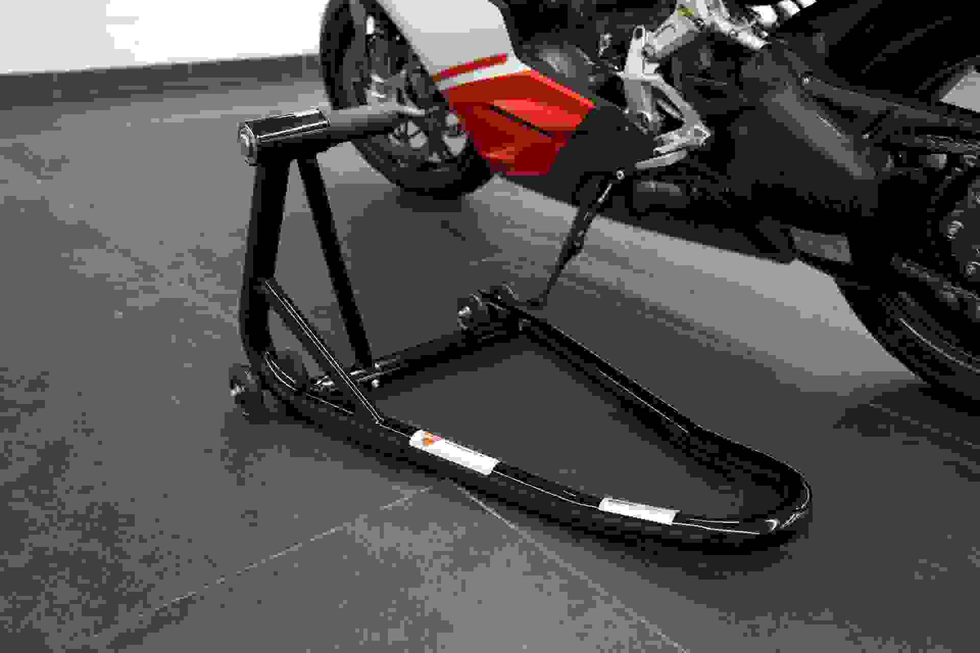 Ducati Superleggera Photo 1ff7258a-62db-4a99-81be-04fc2ca7f8f0.jpg