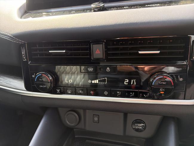 Nissan Qashqai Photo 2003a2ad-69a8-4d3d-8d56-3de3d66a9022.jpg