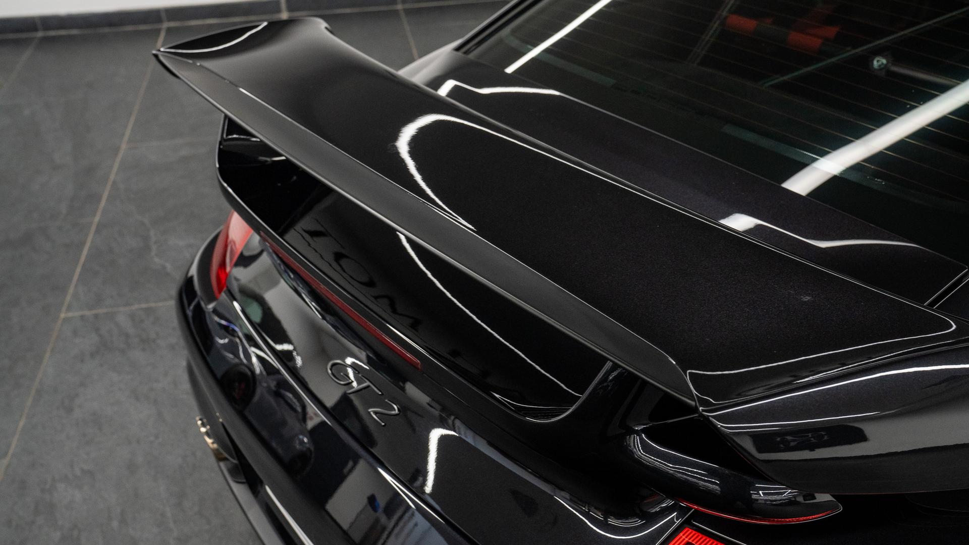 Porsche 911 Photo 200a1daa-db36-4400-bffd-2fb02d7398f6.jpg