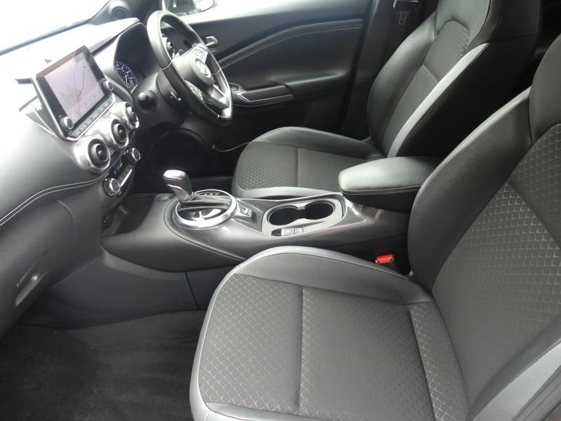 Nissan Juke Photo 200ed472-a463-458c-af7b-1553946b3ce1.jpg