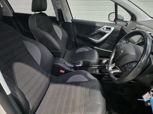 Peugeot 2008 Photo 20154a78-e6dc-4417-9518-ec972d20096c.jpeg