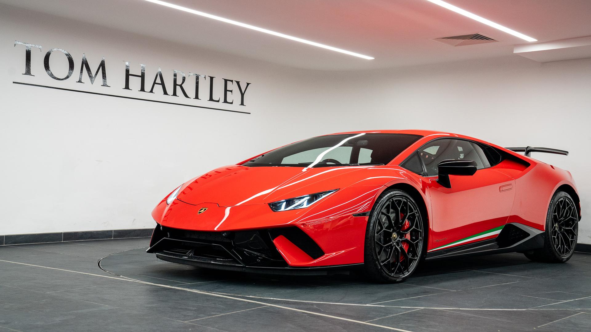LAMBORGHINI Huracan Photo 20159acb-b147-46df-88e4-123701310978.jpg