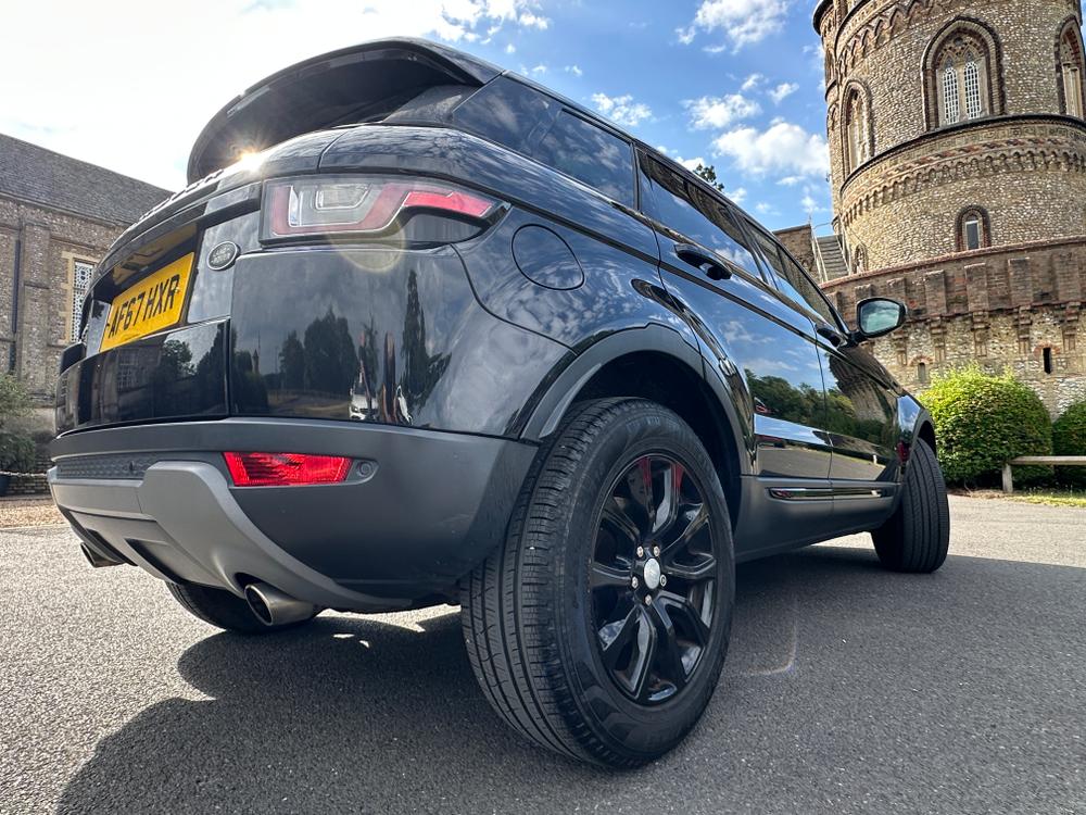 Used Land Rover Range Rover Evoque AF67HXR 12
