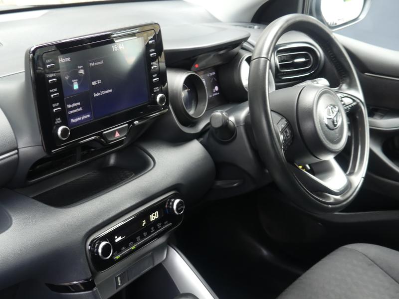 Toyota Yaris Photo 2021f64d-9383-45de-8e39-2c2f65debe0e.jpg