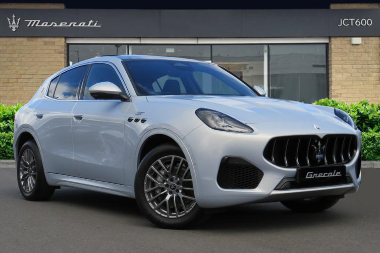 Used ~ MASERATI Grecale EST 2.0 48V 300hp Mhev Bianco Astro at JCT600