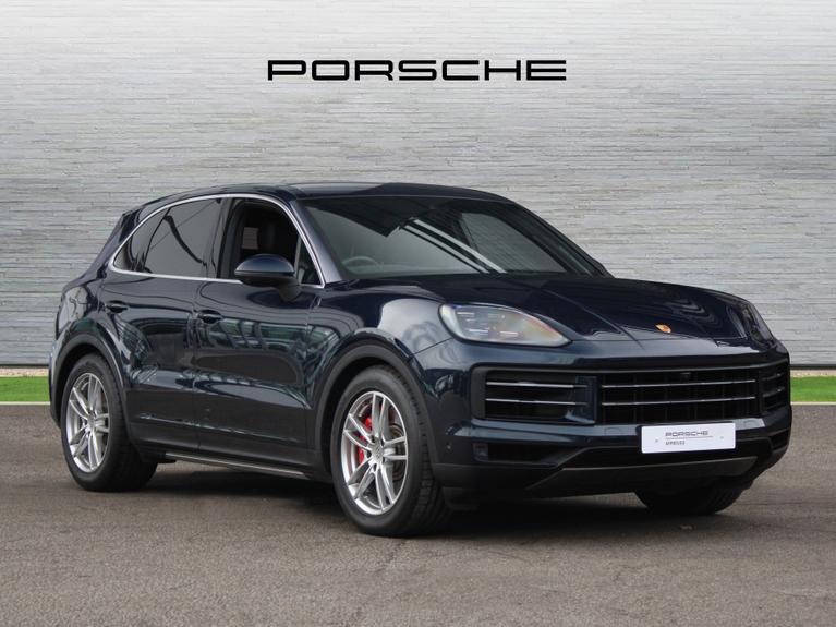 Used 2023 PORSCHE Cayenne 4.0T V8 S SUV 5dr Petrol TiptronicS 4WD Euro 6 (s/s) (474 ps) Blue at JCT600