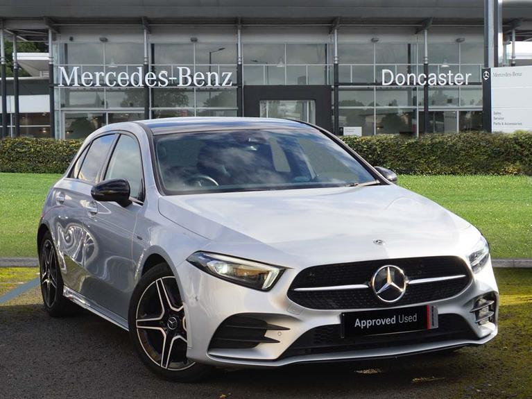 Used 2021 MERCEDES-BENZ A Class 1.3 A180 AMG Line Edition (Premium Plus) Hatchback 5dr Petrol Manual Euro 6 (s/s) (136 ps) Silver at JCT600