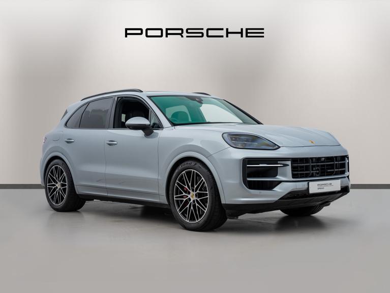 Used 2024 PORSCHE Cayenne 4.0T V8 S SUV 5dr Petrol TiptronicS 4WD Euro 6 (s/s) (474 ps) Silver at JCT600