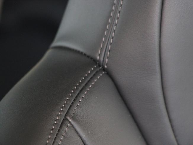 PORSCHE Cayenne Photo 16