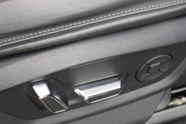 AUDI Sq7 Photo 10