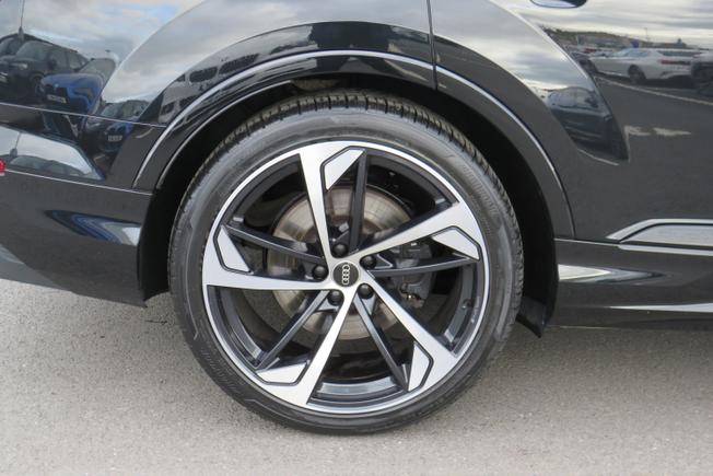 AUDI Sq7 Photo 13