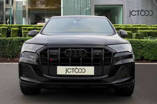 AUDI Sq7 Photo 4