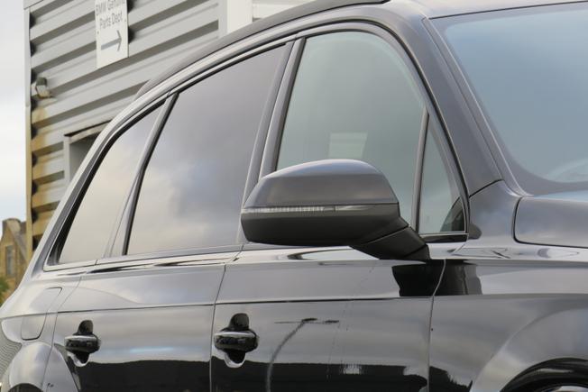 AUDI Sq7 Photo 7