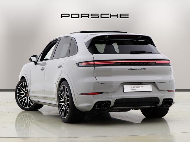 PORSCHE Cayenne Photo 2