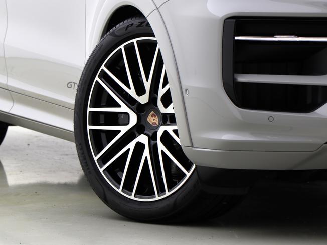 PORSCHE Cayenne Photo 49