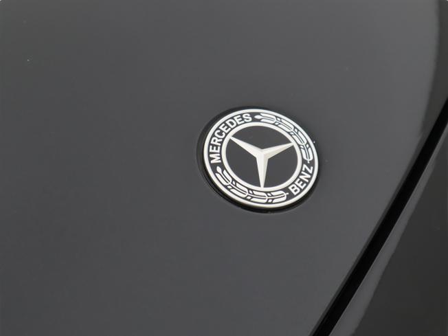 MERCEDES-BENZ GLA Photo 38