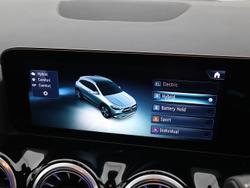 MERCEDES-BENZ GLA Photo 5