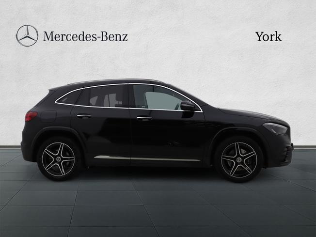 MERCEDES-BENZ GLA Photo 7