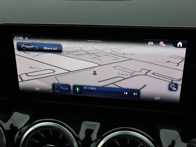Mercedes-Benz GLA Photo 27
