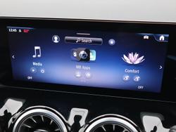 Mercedes-Benz GLA Photo 5