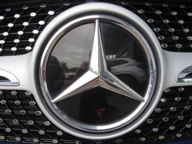 MERCEDES-BENZ GLE Photo 23