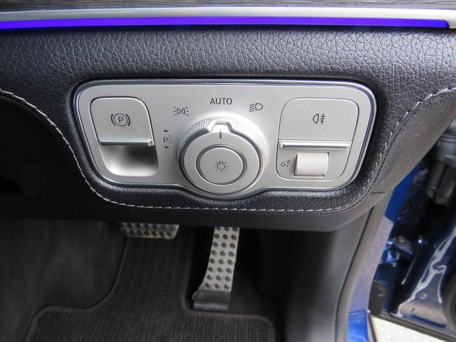 MERCEDES-BENZ GLE Photo 32