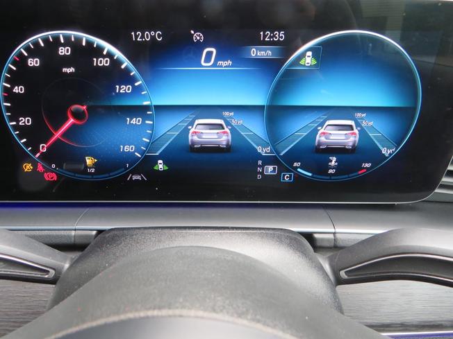 MERCEDES-BENZ GLE Photo 37