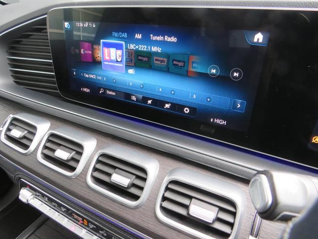 MERCEDES-BENZ GLE Photo 43