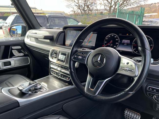 MERCEDES-BENZ G Class Photo 18