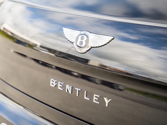 BENTLEY Flying Spur Photo 8