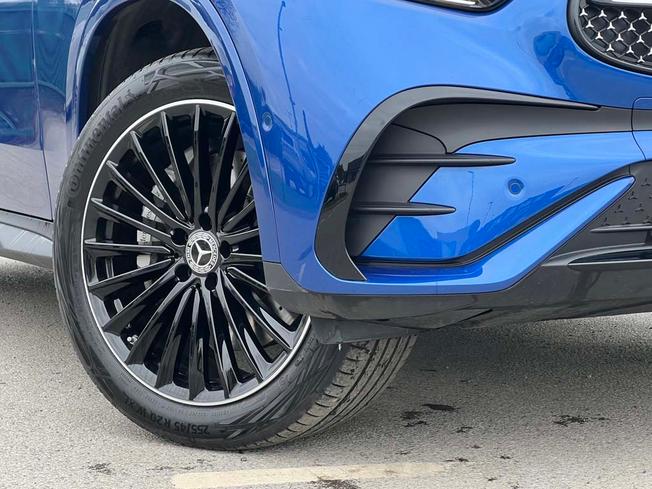 MERCEDES-BENZ Glc Photo 14