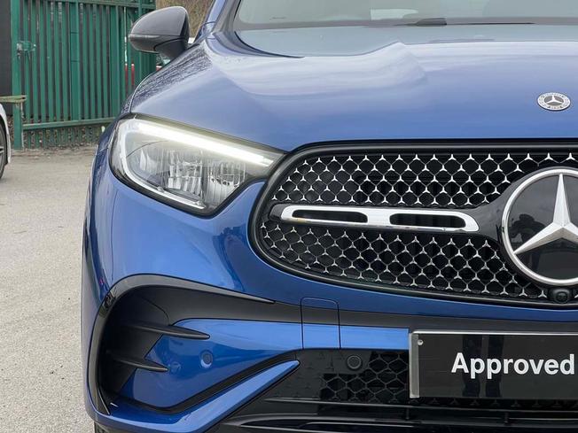 MERCEDES-BENZ Glc Photo 16