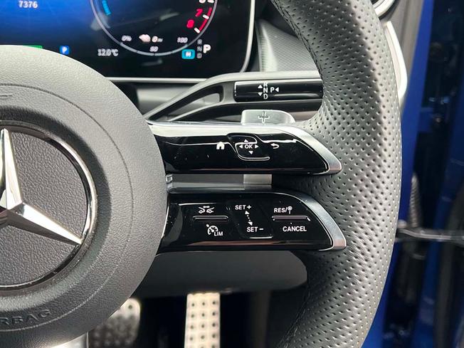 MERCEDES-BENZ Glc Photo 25