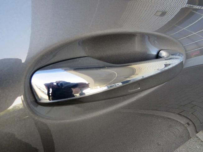 MERCEDES-BENZ Eqb Photo 19