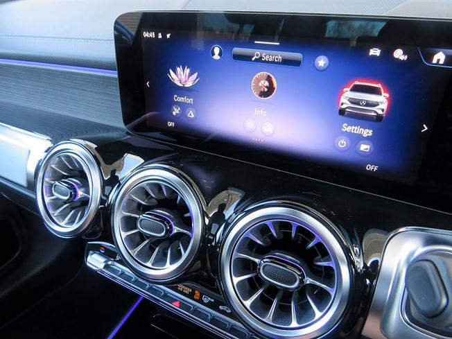 MERCEDES-BENZ Eqb Photo 44