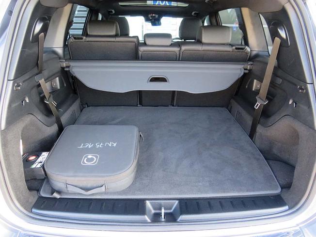 MERCEDES-BENZ Eqb Photo 9