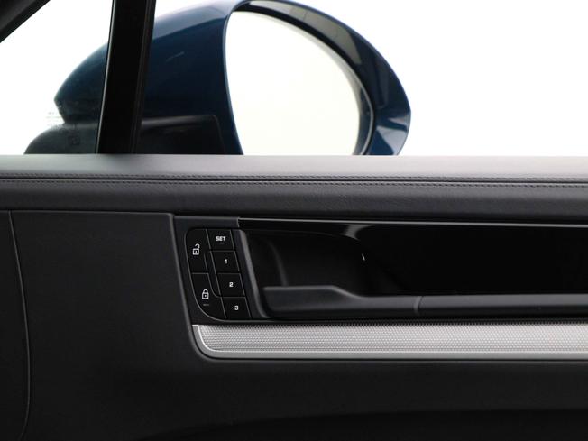 PORSCHE Cayenne Photo 38