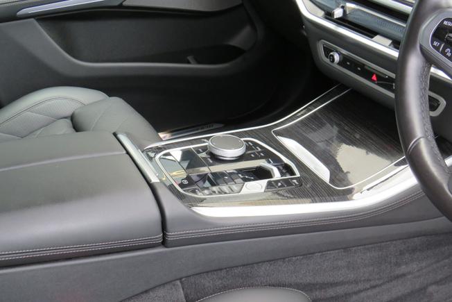 BMW X5 Photo 8